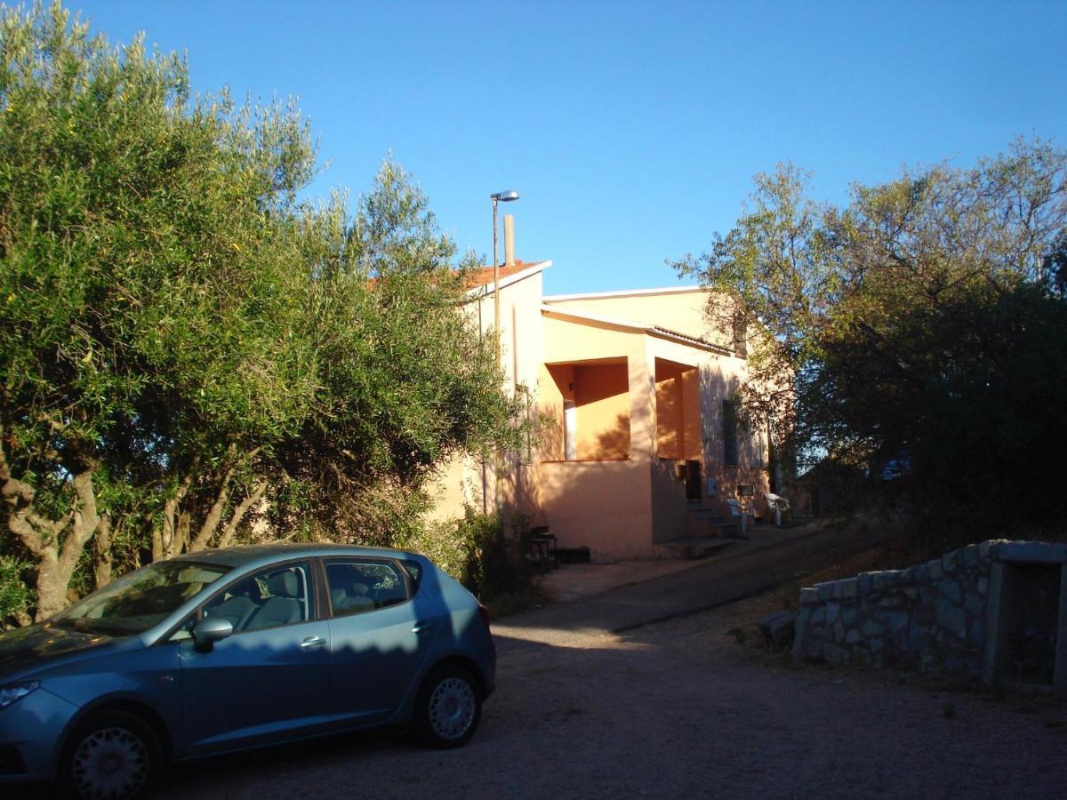Casa Vacanza Costa Rossa Vista Mare Trinità d'Agultu Eksteriør billede