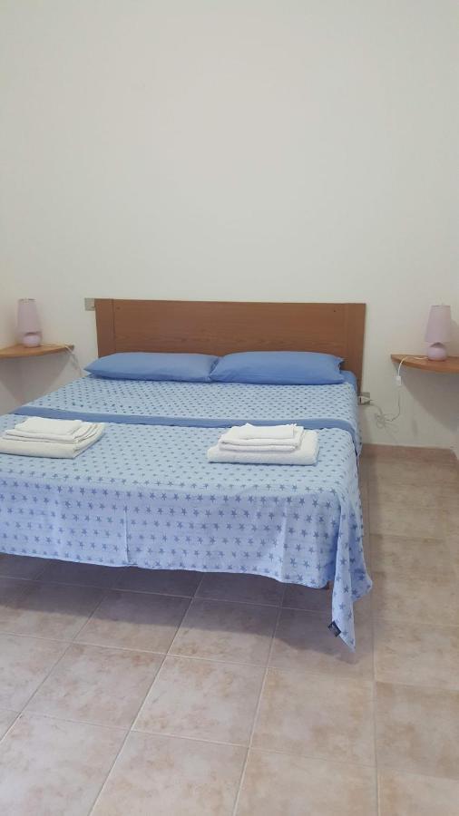 Casa Vacanza Costa Rossa Vista Mare Trinità d'Agultu Eksteriør billede