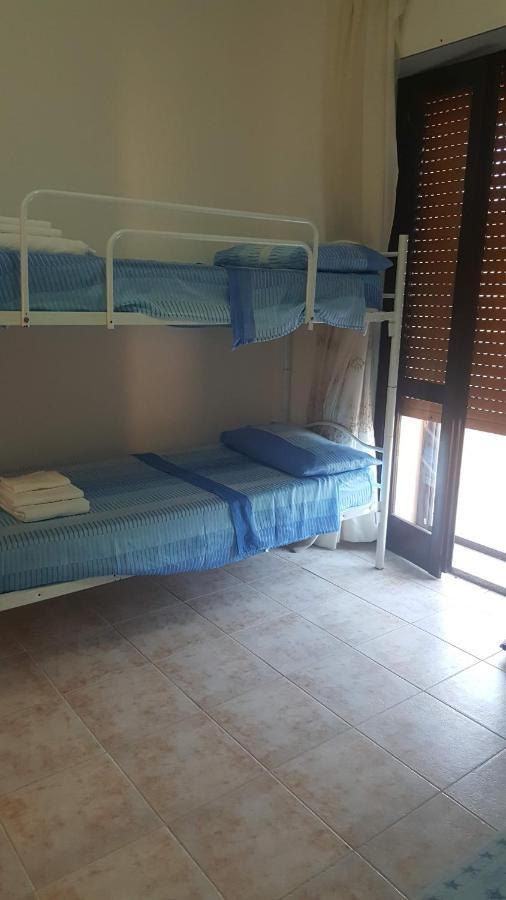Casa Vacanza Costa Rossa Vista Mare Trinità d'Agultu Eksteriør billede